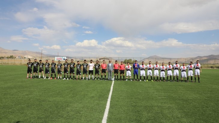 Gürpınar Belediyesi Geleneksel Futbol Turnuvası Başladıı
