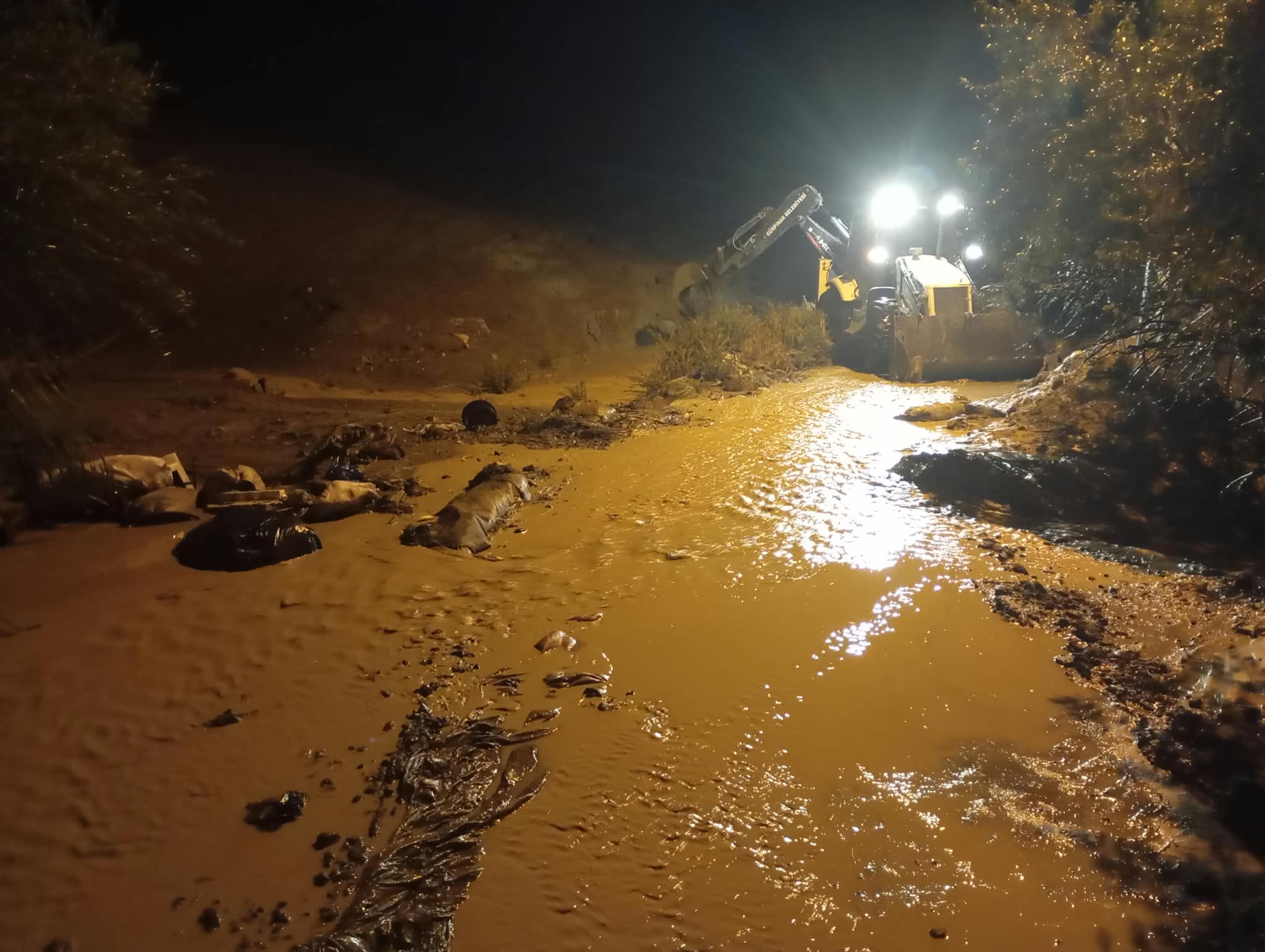Yolaşan ve Bozyiğit’te Sel Baskını: Ekiplerimiz Sahada